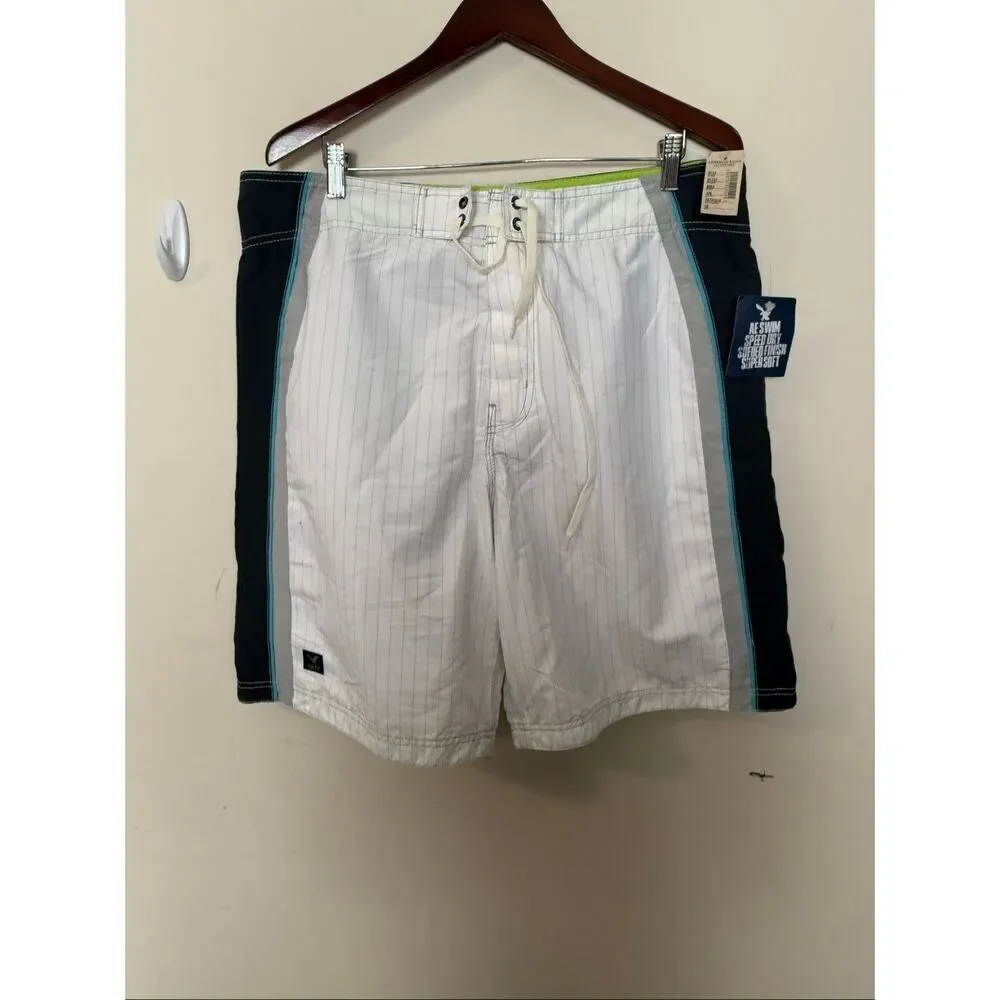 American Eagle Outfitters Mens Swim Trunks Board Shorts NWT Size 38 White Black